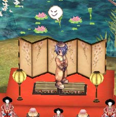 ひな壇の上にて